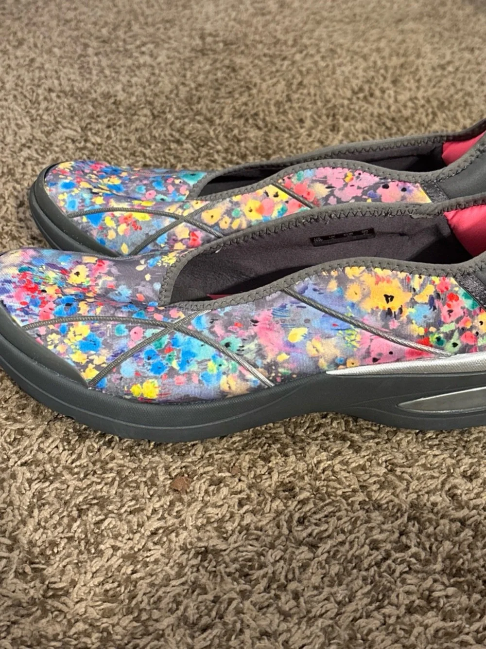 Women's Multicolor Floral Slip-On Comfort Shoes Bzees 10W